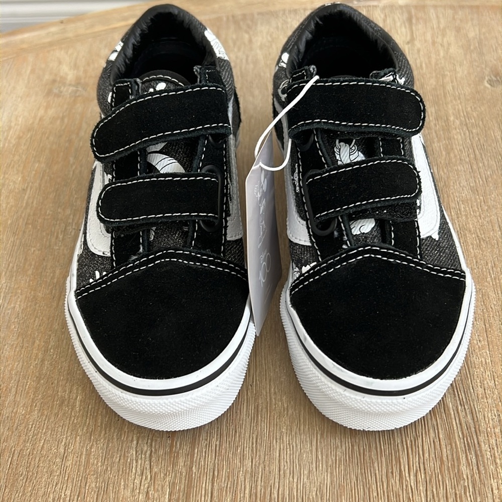 Vans Disney Old Skool Tennis Shoes Sneakera Velcro Black kid 11 1 - Picture 3 of 11